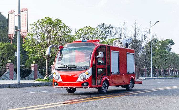 2座除塵車，道路降塵霧炮車
